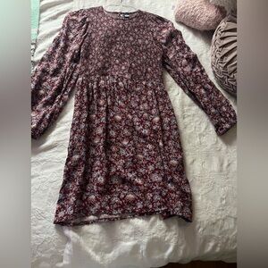 Old Navy Floral Long Sleeve Dress